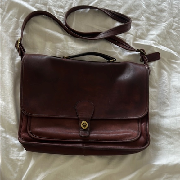 Coach Rich Brown Leather Messenger Bag - Picture 1 of 8